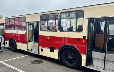 Jelcz M11 na IV Sochaczewskich Spotkaniach z Klasykami (12.07.2026 r.) 5